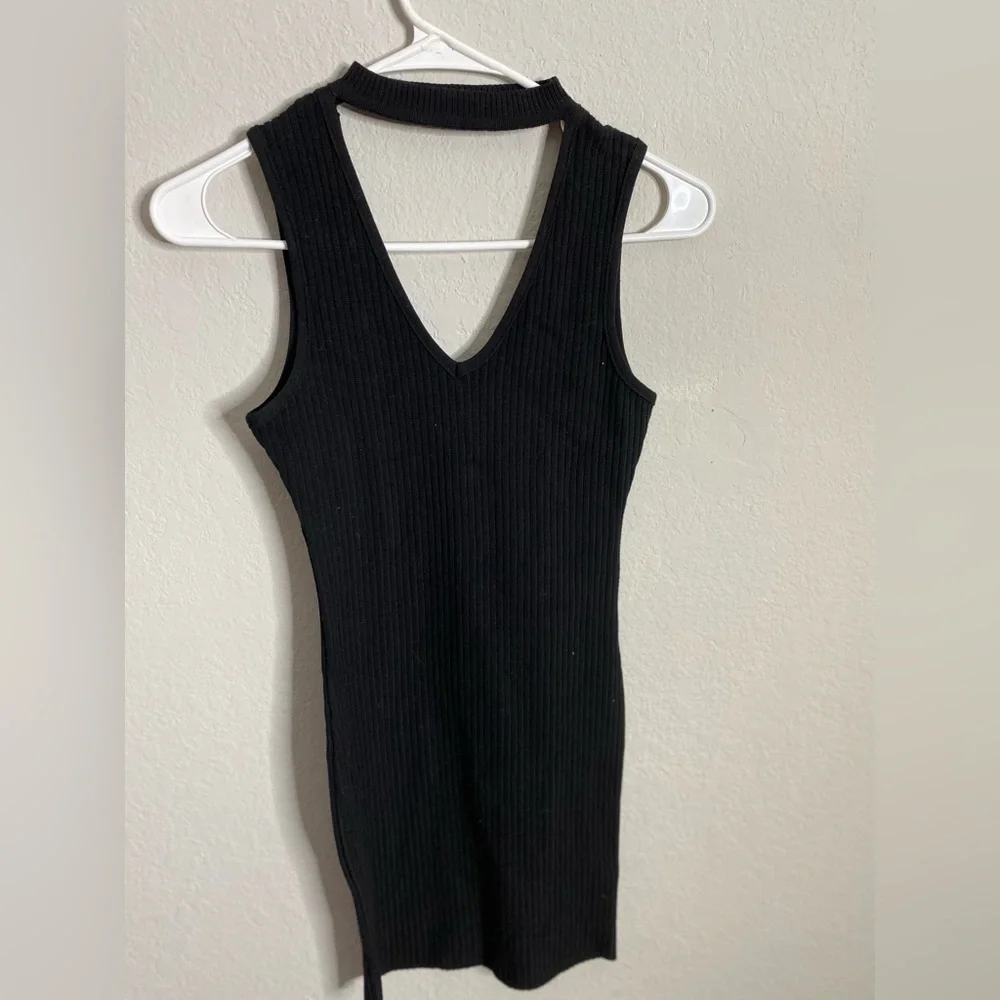 Little Black Dress - Picture 4 of 5